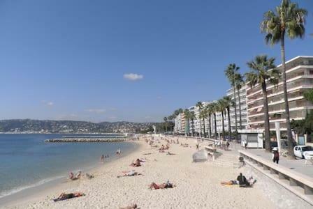 302-Appartement De Caractere Vieil Αντίμπ Εξωτερικό φωτογραφία